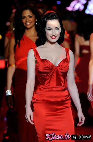 DitaVonTeese1.jpg