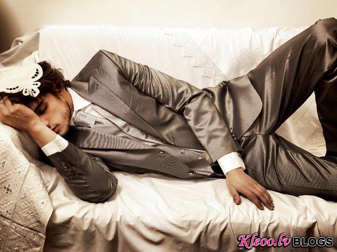 Marlon-Teixeira-for-LOfficiel-Hommes-Greece-DesignSceneNet-13.jpg