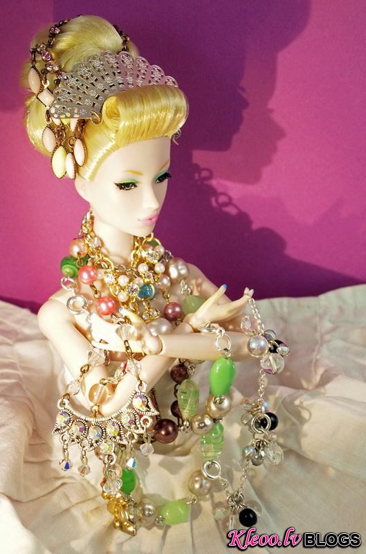 Barbie-fashion-tinyfrock-2.jpg