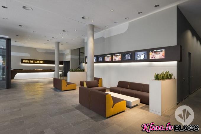 mtv-networks-headquarters-in-berlin-01-944x638.jpg