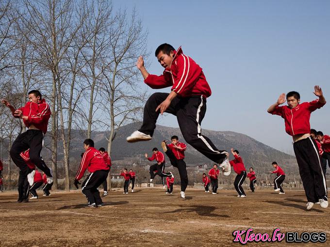 kung-fu-students-china_32860_990x742.jpg