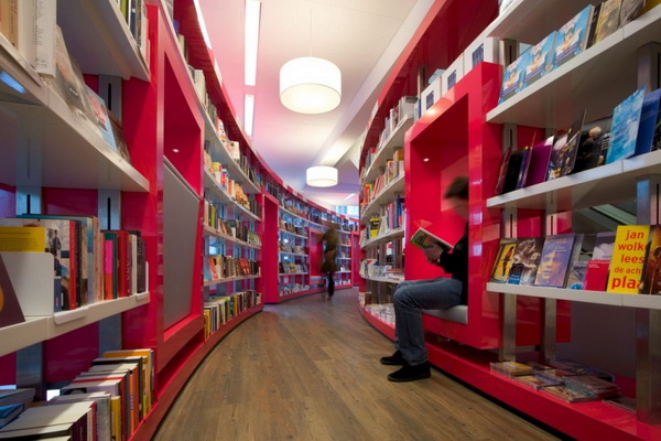Книжный магазин Paagman в Гааге