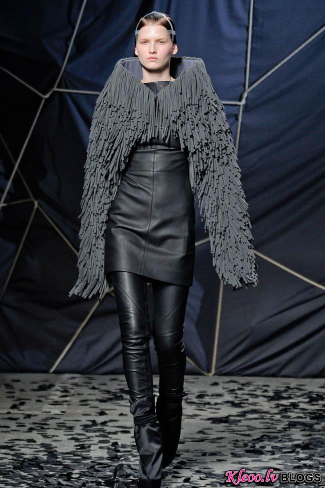 gareth_pugh11.jpg