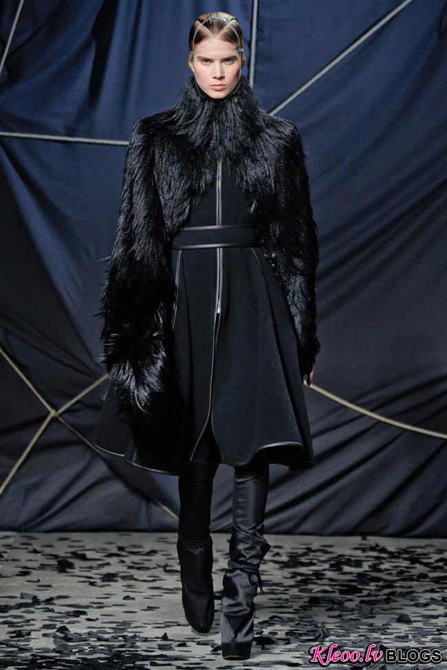 gareth_pugh17.jpg