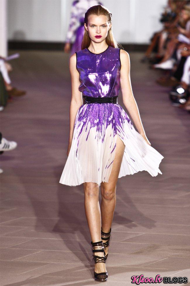 prabal-gurung16.jpg