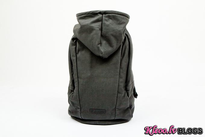 puma-by-hussein-chalayan-2012-spring-summer-urban-mobility-backpack-2.jpg