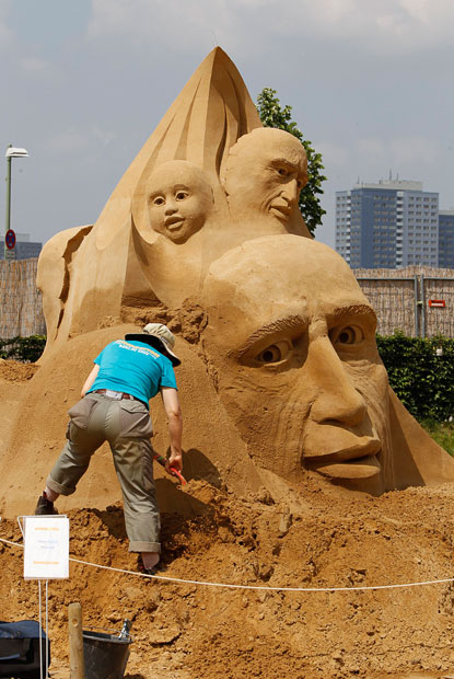 Sandsation - Sand Sculptures Festival in Berlin