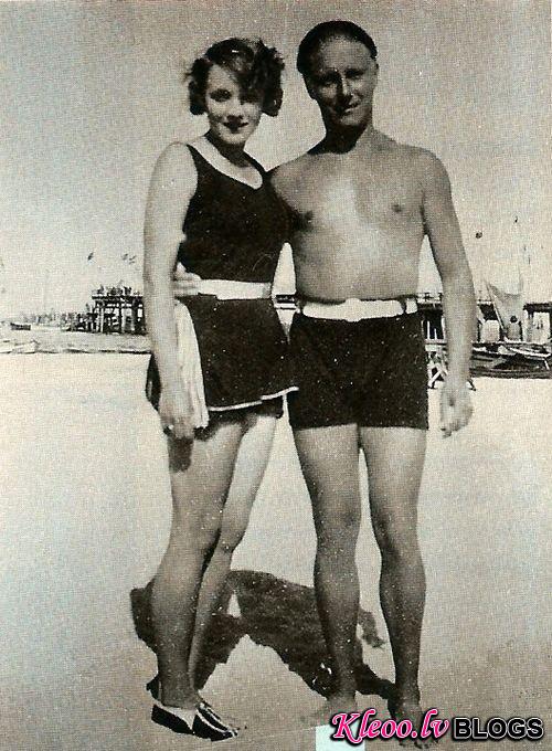 Charlie Chaplin and Marlene Dietrich.jpg