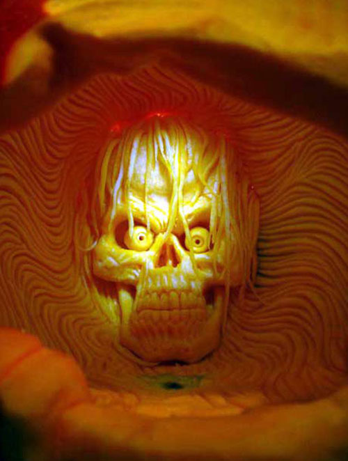 ss-100929-pumpkin-carving-18_ss_full.jpg