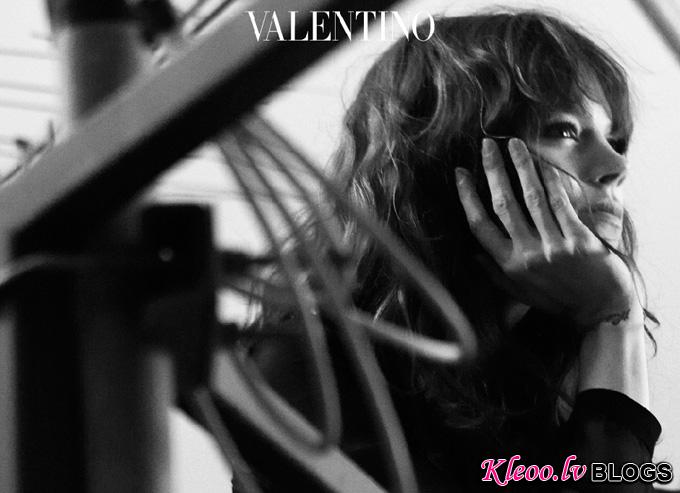 valentinovalentinafragranceautumnwinter2011campaign6.jpg