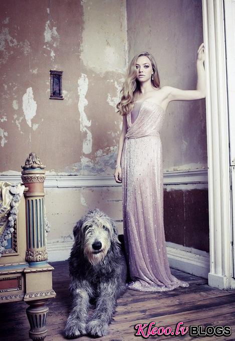 AmandaSeyfriedTheVanityFairUK08.jpg