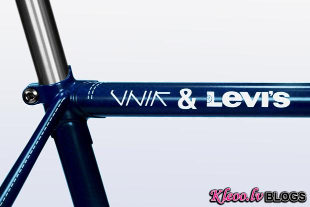levis-fixie-bike-1.jpg