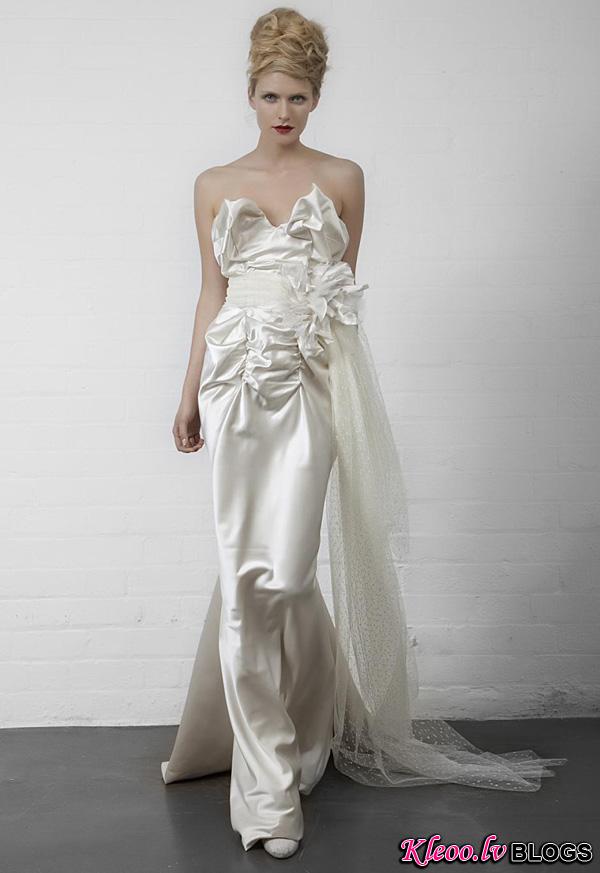 viviennewestwoodbridalautumnwinter2012lookbook5.jpg