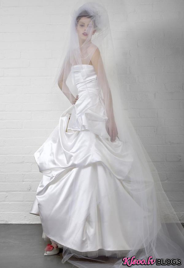 viviennewestwoodbridalautumnwinter2012lookbook6.jpg