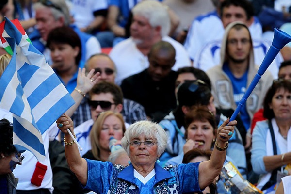 world_cup_2010_fans_greece01.jpg