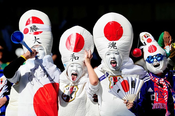 world_cup_2010_fans_japan01.jpg