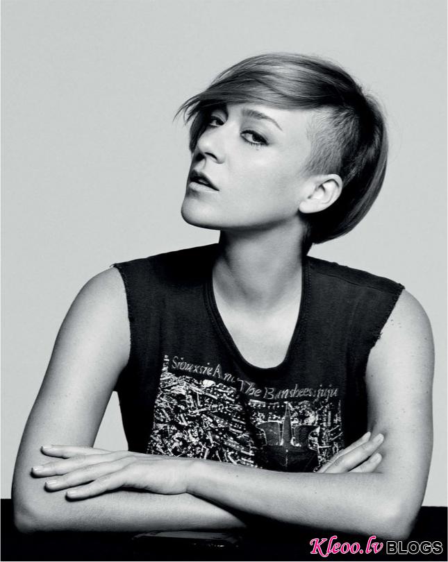 chloe-sevigny-xoxo-september-2012-03.jpg