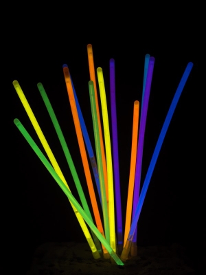 50 gab, Spīdoša rokassprādze, 20 cm 50 gab, Spīdoša rokassprādze, 20 cm