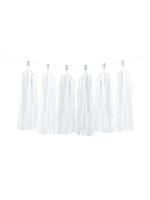 Tassel garland, white, 30 x 150 cm Tassel garland, white, 30 x 150 cm