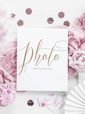 22 lpp, Foto albums, balts ar zeltu, 20 x 24.5 cm 22 lpp, Foto albums, balts ar zeltu, 20 x 24.5 cm