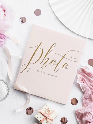22 pages, Photo album, powder pink with gold, 20 x 24.5 cm 22 pages, Photo album, powder pink with gold, 20 x 24.5 cm
