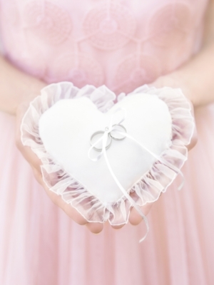Ring bearer pillow Heart, white, 12 x 13 cm Ring bearer pillow Heart, white, 12 x 13 cm