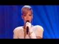 Rihanna Russian Roulette - LIVE